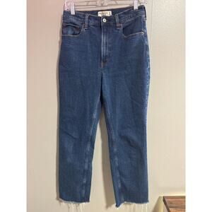 Abercrombie & Fitch Ultra High Rise Ankle Straight Jeans Size 27 Frayed Hem